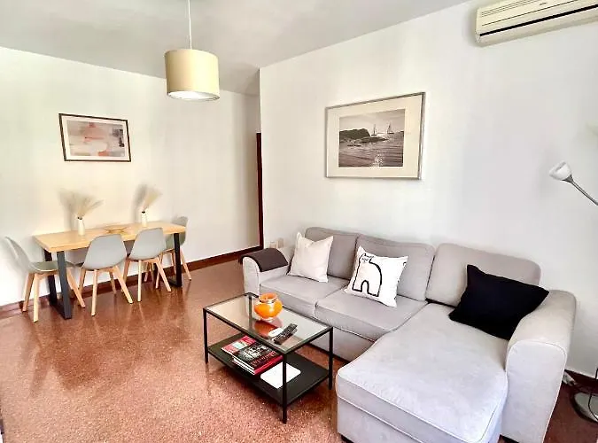 Vera Apartment, Acogedor Y Tranquilo En El Corazon De La Ciudad