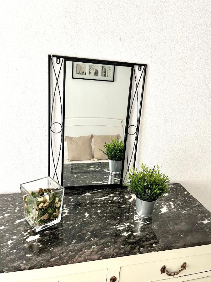 Vera Apartment, Acogedor Y Tranquilo En El Corazon De La Ciudad Antequera
